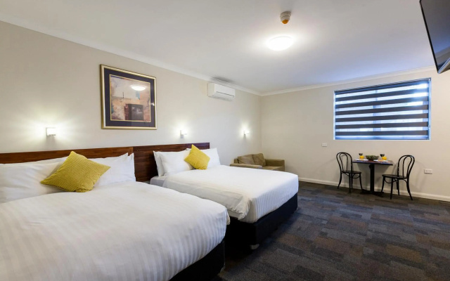 Gallery Hotel