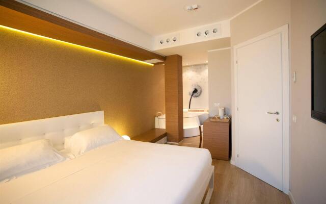 Отель Oxygen Lifestyle Hotel Helvetia Parco Италия, Римини - 5 отзывов об отеле, цены и фото номеров - забронировать отель Oxygen Lifestyle Hotel Helvetia Parco онлайн комната для гостей