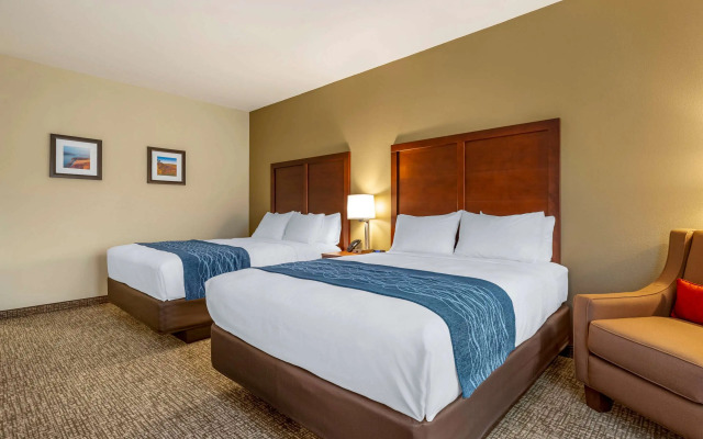 Comfort Inn Brewster