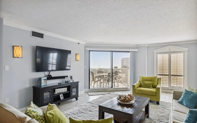 Inlet Reef 314 2 Bedroom Condo by RedAwning