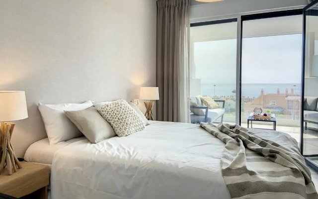 Via Celere 2330 Sea View Apartment