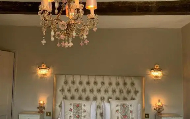 Pytts House Boutique Bed & Breakfast