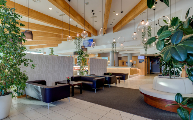 Отель Holiday Inn Bologna Fiera