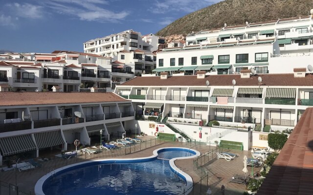 Chipeque Apartments