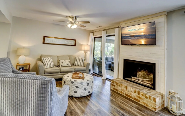 1 West Garrison
