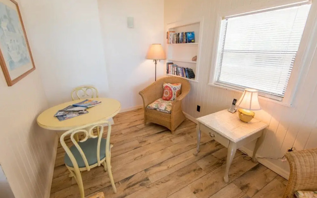 High Tide Apartment 2