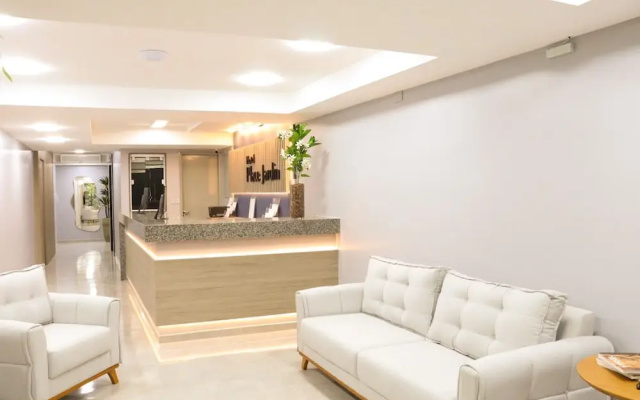 Hotel Place Jardin