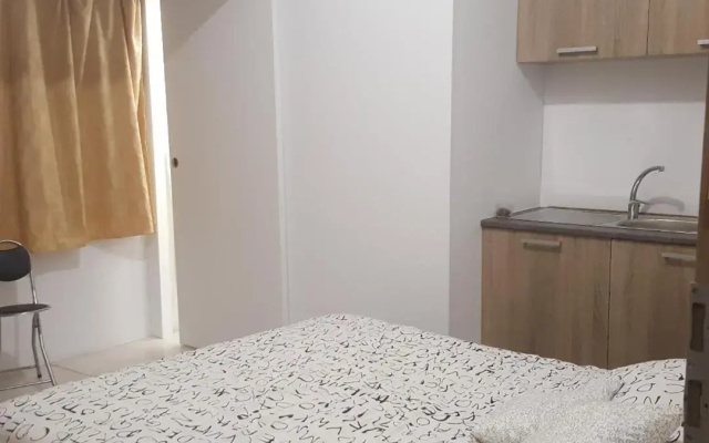 Private detached Room