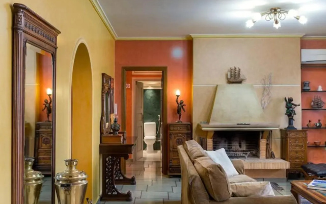 165 sm Penthouse Maisonette Apartment