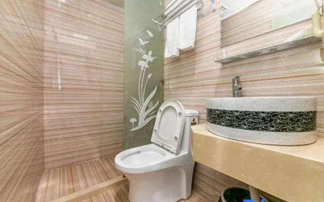 Shanghai Zhangye Business Hotel