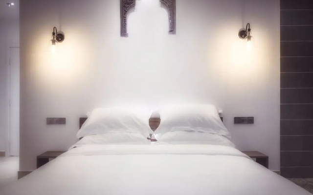 Zizai Music B&B(Qilou Old Street Branch)
