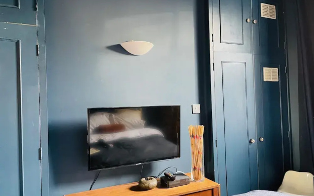 2-bed Apartment in Portobello