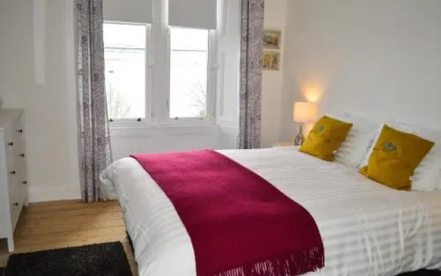 Woodlea Apartment