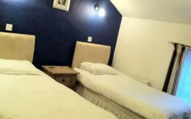 The George Hotel