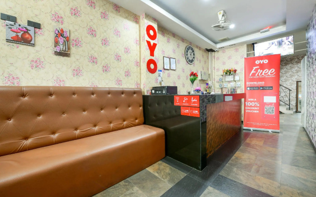 OYO 316 Cozy Rooms@Reader's