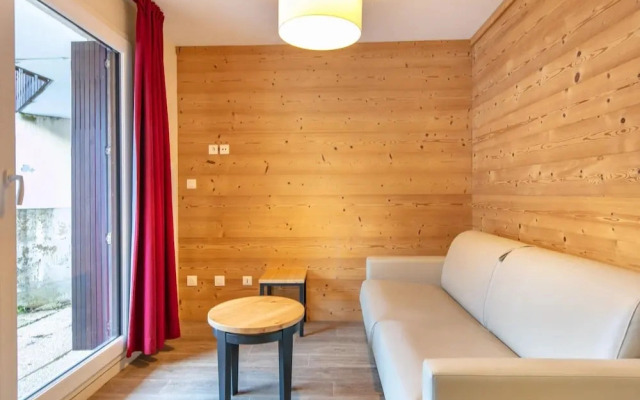 Mountain Lodging With Private Balcony