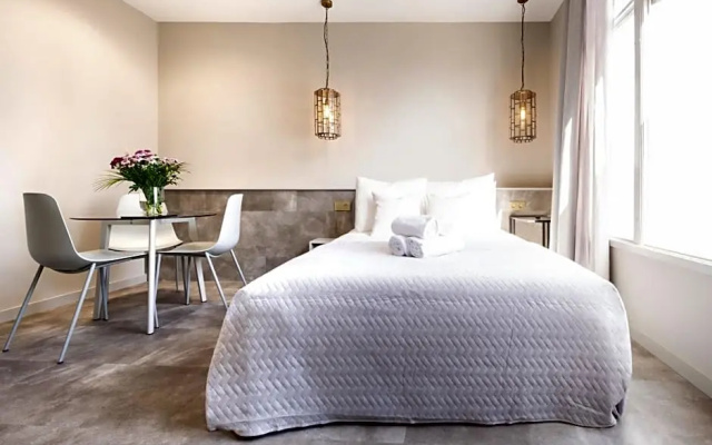 Luxurious Penthouse Newly Build just 7-Minutes from Rotterdam CS City app3