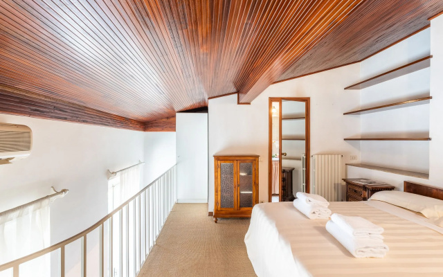 Cavourotto Terrace by Mmega