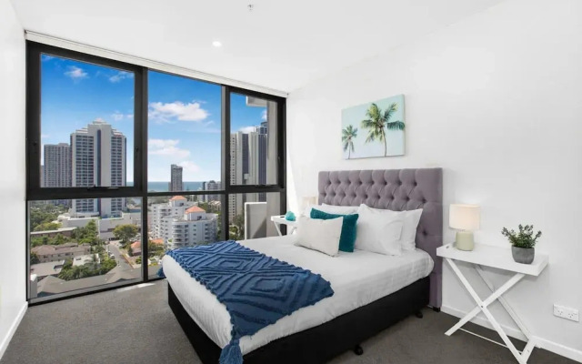 2-bed Beach Apartment With Pool, Parking & Balcony