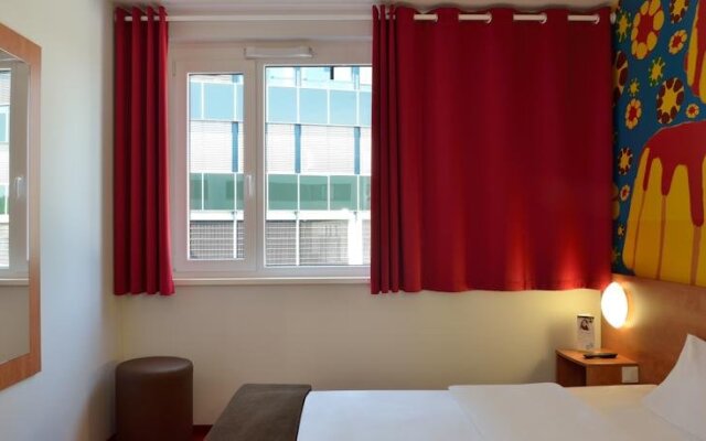 B B Hotel Bielefeld In Bielefeld Germany From 100 Photos Reviews Zenhotels Com