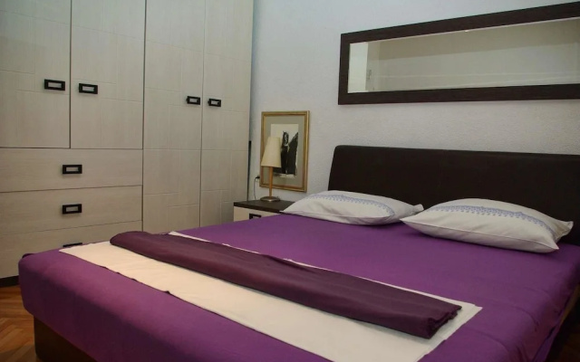 Apartments Alenka Makarska