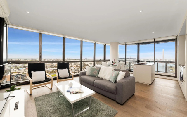 Melbourne Lifestyle Apartments - Best Views on Collins