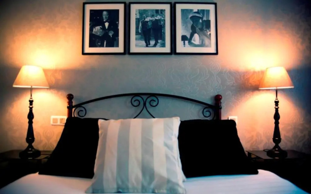 DM hotel