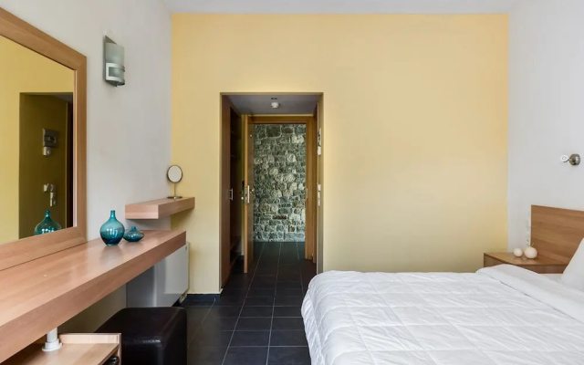 Gefiri Plakas Hotel