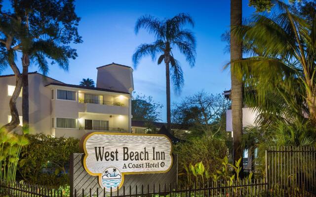 West Beach Inn, a Coast Hotel вид на фасад