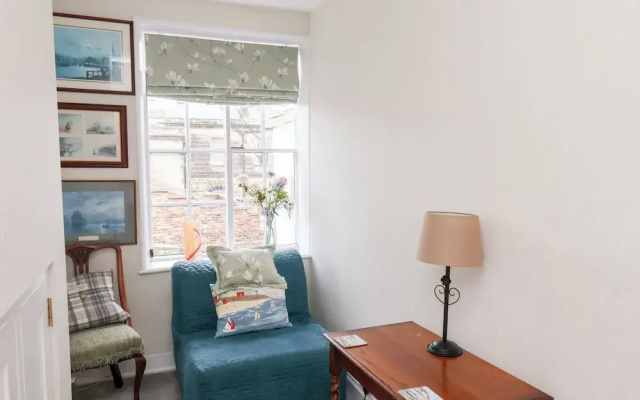 20A St Hilda's