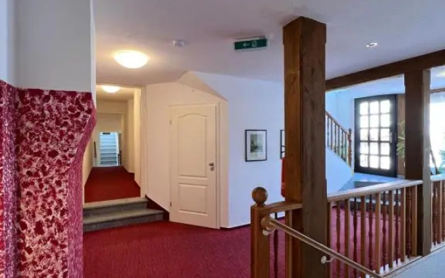 Pension Am Burchardikloster