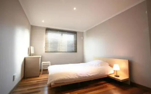 Guesthouse Gangnam — Female Only (гостевой дом для женщин)