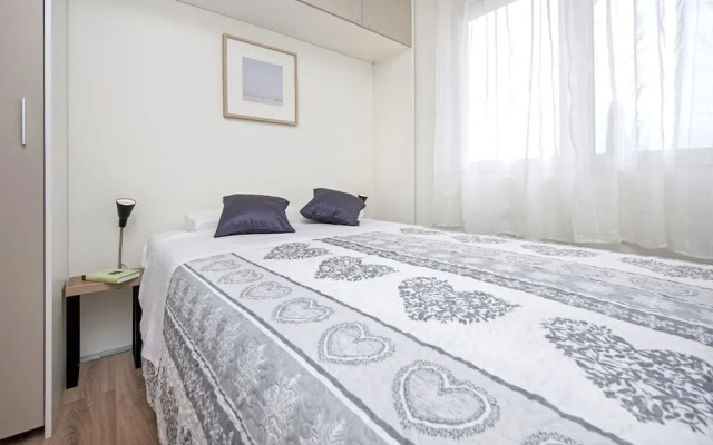 Lakovich Sea View Apartments