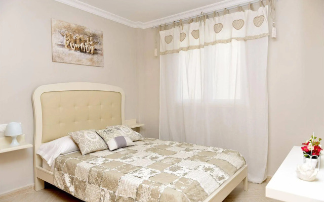 Aparthotel Ola Blanca