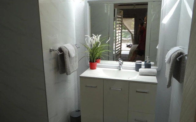 Eumundi Yacht Club B&B