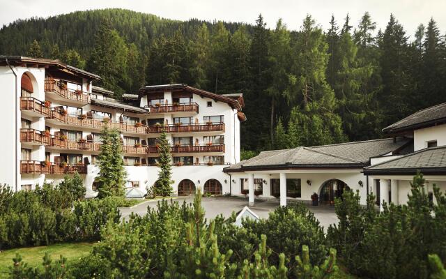 Отель Arabella Hotel Waldhuus Swiss Quality Швейцария, Давос - отзывы, цены и фото номеров - забронировать отель Arabella Hotel Waldhuus Swiss Quality онлайн вид на фасад
