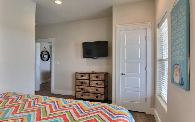 Beach-A-Holic 8121 by RedAwning