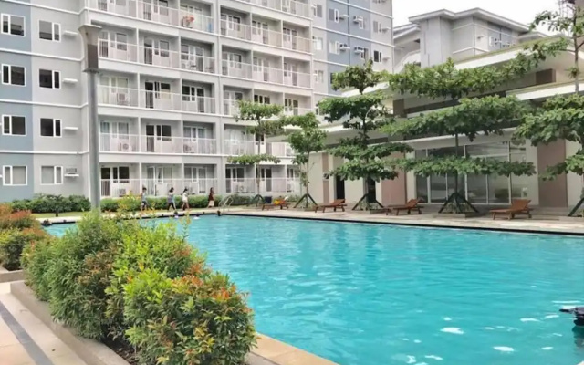 Trees Residences