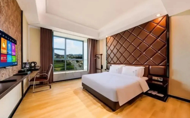 Gold Dragon Harbour Hotel