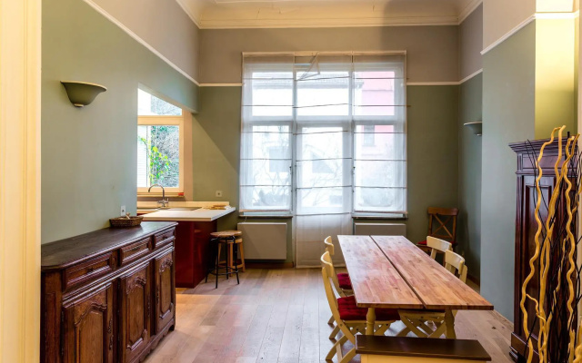 Borrens - 3069 - Brussels - HLD 37324