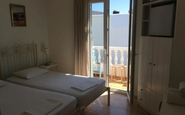 Nikoleta Rooms