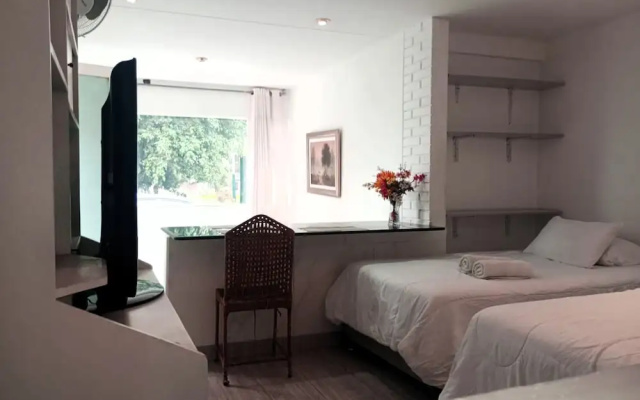 Monterrico Suites Hotel