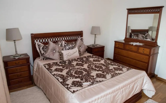 Zizis Place