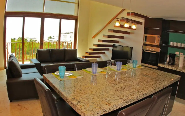 Las Brisas Condominios