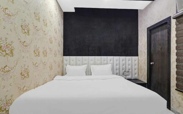 Capital O 85681 Hotel Shree