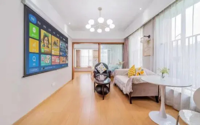 Langqing Hongsheng Hotel Apartment (Guanyin Bridge Branch)