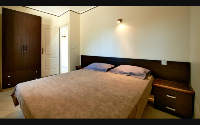 RéSIDENCE LISA MARIA - TWO-BEDROOM HOUSE