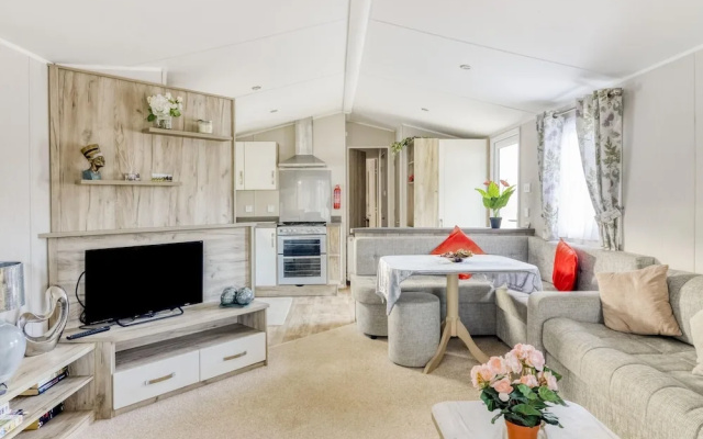 Pretty Home in Hastings Near Old Town