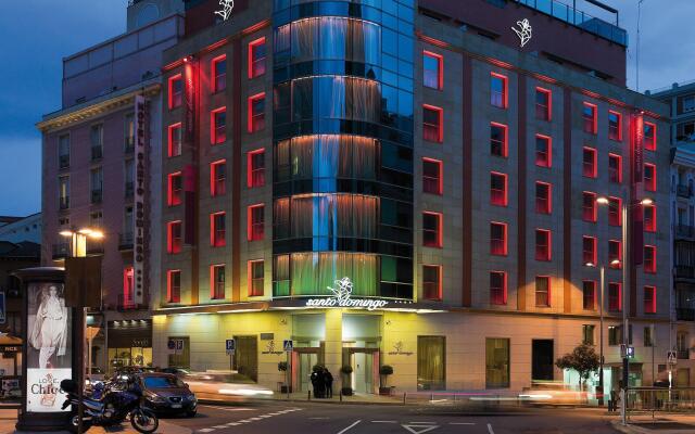 Hotel Santo Domingo вид на фасад