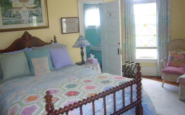 Blooming Garden Inn